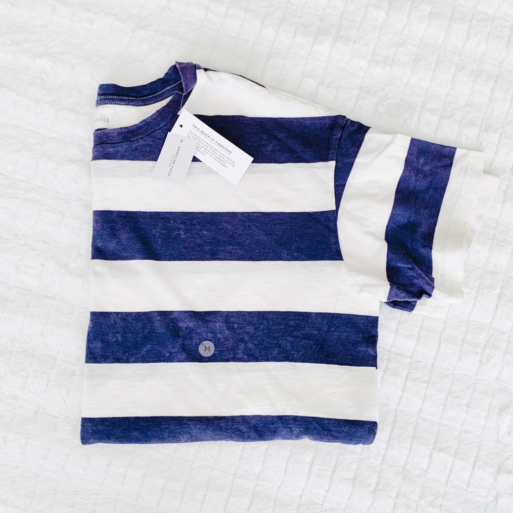 AE // NWT striped crew neck tee